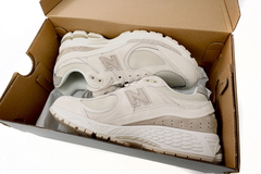 Imagen de New Balance 2002R Protection Pack Beige