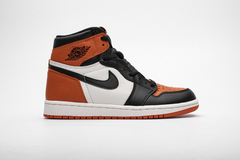 Air Jordan 1 Retro High OG 'Shattered Backboard' Sample en internet