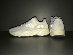 Adidas Yeezy Boost 700 'Analog' - comprar online