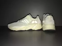 STOCK - Adidas Yeezy Boost 700 'Analog' - comprar online