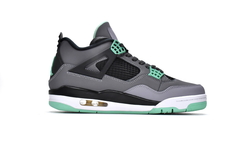Air Jordan 4 Retro 'Green Glow' en internet