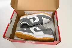 Nike Dunk Low "Smoke Grey Gum 3M Swoosh" en internet