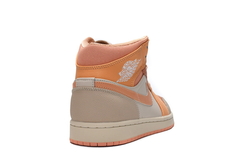 Wmns Air Jordan 1 Mid 'Apricot' - tienda online