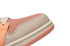 Wmns Air Jordan 1 Mid 'Apricot' - Goodex