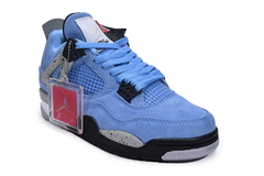 Air Jordan 4 Retro 'University Blue' en internet