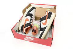 Nike Dunk Low Premium 'Halloween' en internet