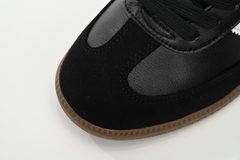 Adidas Samba OG 'Black Gum' en internet