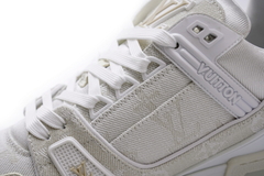 Louis Vuitton Trainer "White" en internet