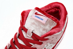 Nike Dunk Low SB 'Valentine's Day' x StrangeLove - Goodex