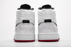 Air Jordan 1 Mid 'Fearless' x CLOT en internet
