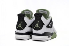 Air Jordan 4 Retro 'Seafoam' en internet
