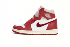 Air Jordan 1 High OG 'Newstalgia Chenille'