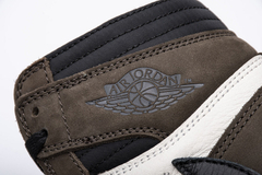 Imagen de Air Jordan 1 Retro High OG 'Mocha' x Travis Scott