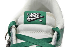 STOCK - Nike Dunk Low SE 'Lottery Pack - Malachite' - Goodex