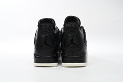 Air Jordan 4 Retro Premium 'Pinnacle' en internet