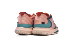 Kyrie Low 5 'Light Madder Root' en internet