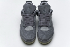 Air Jordan 4 Retro 'Cool Grey' x KAWS - Goodex