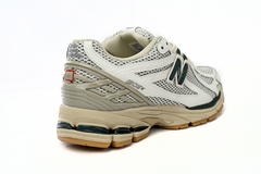 New Balance 1906R 'White Green' en internet