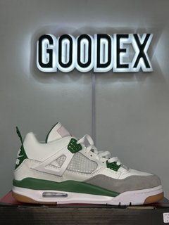 STOCK - Air Jordan 4 Retro SP 'Pine Green' x Nike SB en internet
