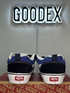 STOCK - Vans Knu Skool "Navy White" en internet