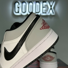 STOCK - Air Jordan 1 Low 'Smoke Grey' en internet