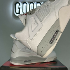 STOCK - Jordan 4 Retro "White Oreo" en internet