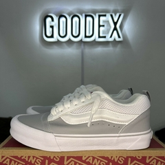 STOCK - Vans Knu-Skool "White Grey" - comprar online