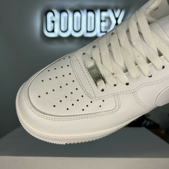 STOCK - Nike Air Force 1 '07 en internet