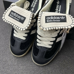 STOCK - Adidas Samba Pony 'Black' x Wales Bonner en internet