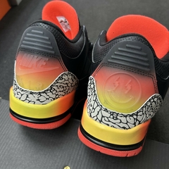 STOCK - Air Jordan 3 "Rio" x J Balvin en internet