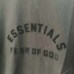 Remera Essentials x Fear of God - comprar online