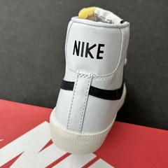 STOCK - Nike Blazer Mid 77 Vintage 'White Black' - tienda online