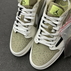 STOCK - Air Jordan 1 Low Golf 'Neutral Olive' x Travis Scott en internet