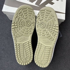 STOCK - Air Jordan 1 Low Golf 'Neutral Olive' x Travis Scott