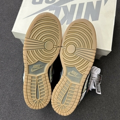 STOCK - Nike SB Dunk Low "Rammellzee" x Supreme