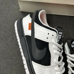 STOCK - Nike Dunk Low SB x TIGHTBOOTH - Goodex