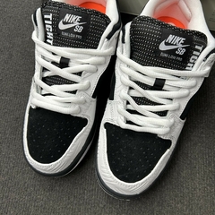 STOCK - Nike Dunk Low SB x TIGHTBOOTH - tienda online