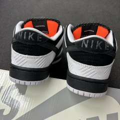 Imagen de STOCK - Nike Dunk Low SB x TIGHTBOOTH