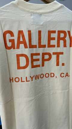 Remera Gallery Dept. Souvenir - tienda online