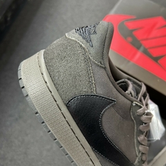 STOCK - Air Jordan 1 Low OG "Velvet Brown" x Travis Scott - Goodex