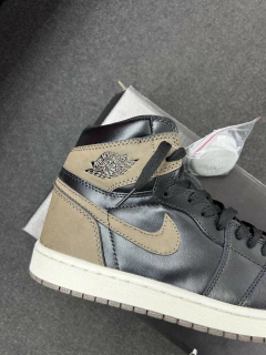 STOCK - Air Jordan 1 High 'Palomino' - Goodex