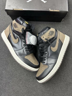 STOCK - Air Jordan 1 High 'Palomino' en internet
