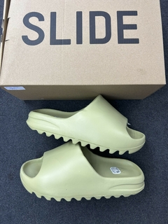 STOCK - Adidas Yeezy Slides "Resin" en internet