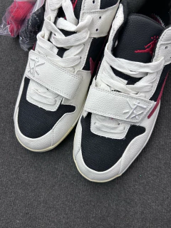 STOCK - Jordan Jumpman Jack 'University Red' x Travis Scott