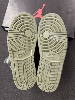 STOCK - Air Jordan 1 High 'Olive'