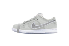 STOCK - Nike SB Dunk Low White Lobster (Friends & Family) - comprar online