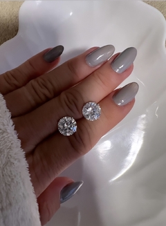 Brinco solitário maxi ponto de luz Thassia(ródio branco) - Ella Semijoias e Acessórios de Luxo