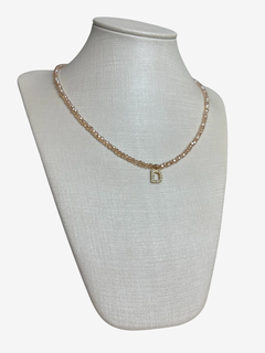 Colar cristais doce de leite inicial “D” (pronta entrega) - comprar online