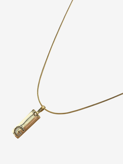 Colar inicial plaquinha “G” - comprar online