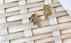 Aros de acero dorado ramitas - comprar online